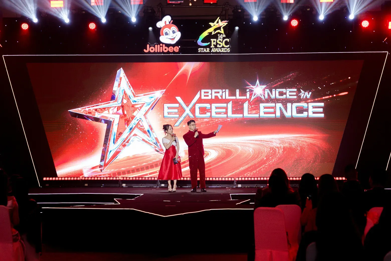 Hình ảnh chương trình Jollibee Award — Brilliance in Excellence (4)