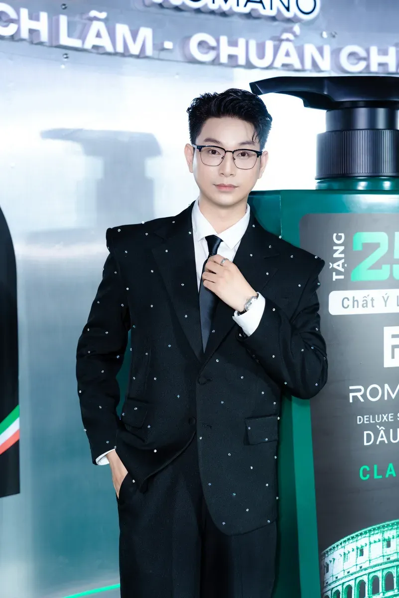 Lễ ra mắt bộ sưu tập mới của Romano