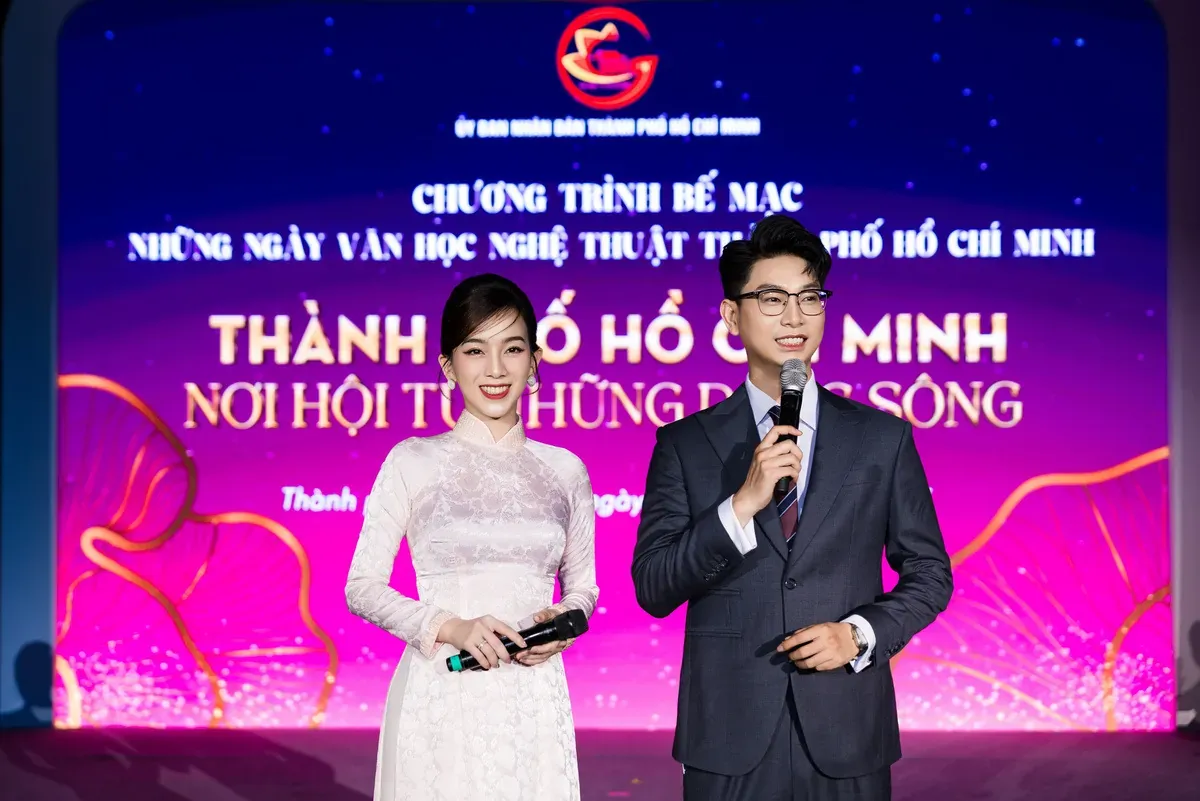 Hình ảnh chương trình Bế mạc Những ngày Văn học Nghệ thuật TP.HCM (3)